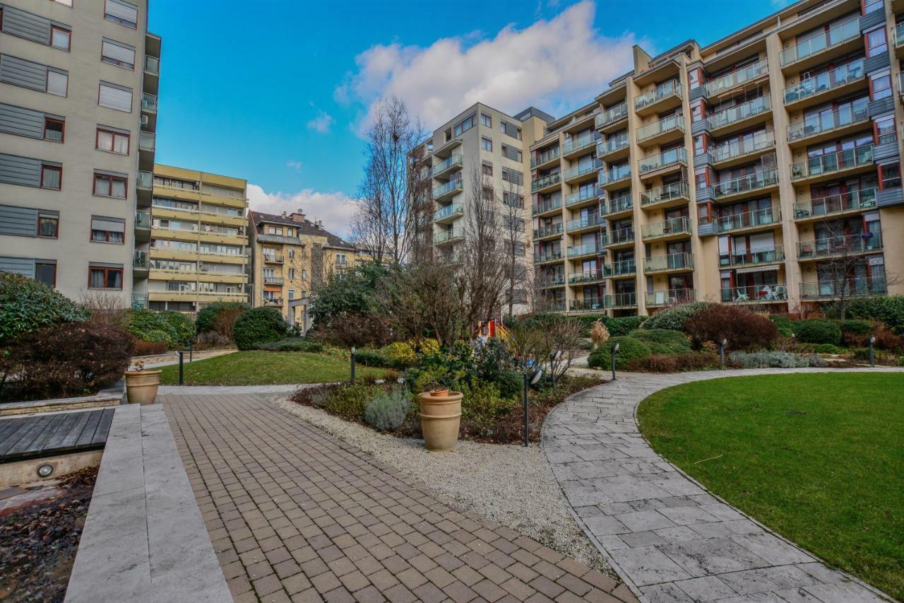 Design Free Parking Apartment In City Center Budapest Exterior photo